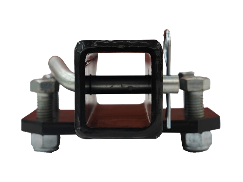 Indlæs billede i Gallery Viewer, Clamp On Bucket Hitch Receiver 2 Inch, No Drill Trailer Hitch for Loader Bucket
