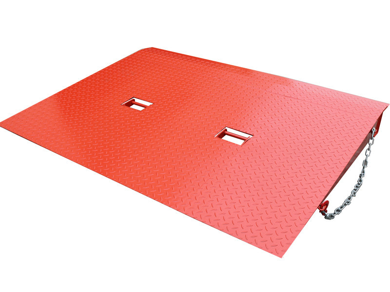 Laden Sie das Bild in Galerie -Viewer, 6.5T Mobile Container Ramp for Forklift Loading Yard Ramp
