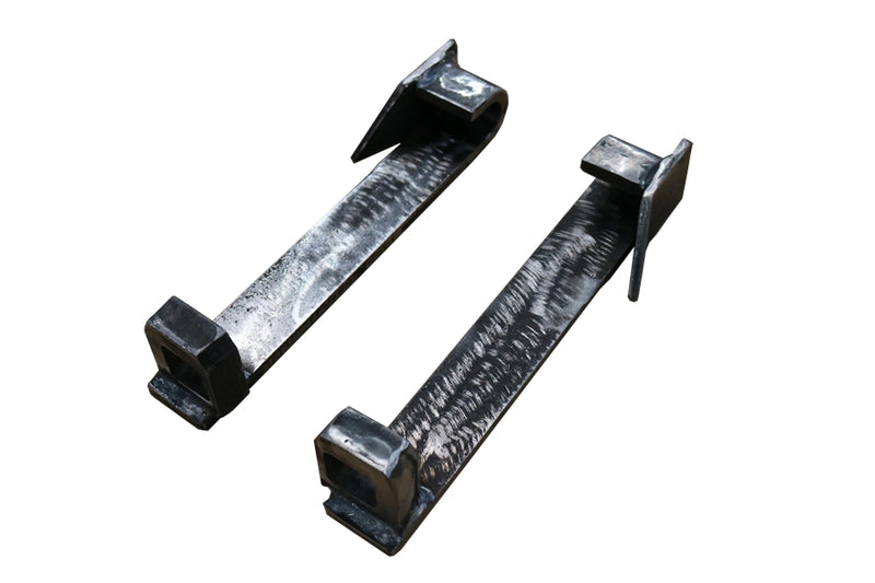 Carregue imagem no visualizador da galeriaAvant 300 500 700 Loader Hitch Bracket Compact Loader Attachment Linkage Welding Mount
